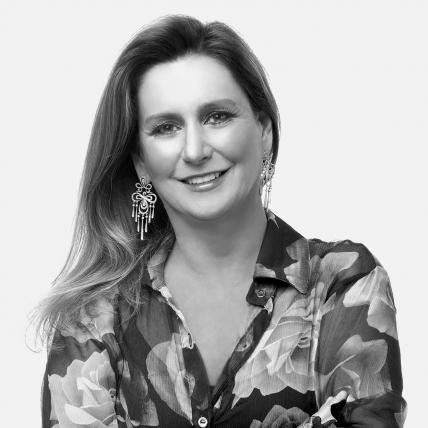 Tânia Salles